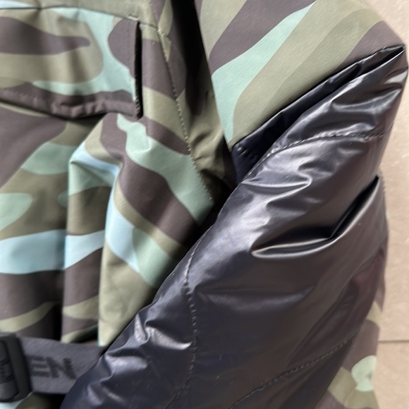 BELTED PARKA - Zea Camo xs - Picture 3 of 5